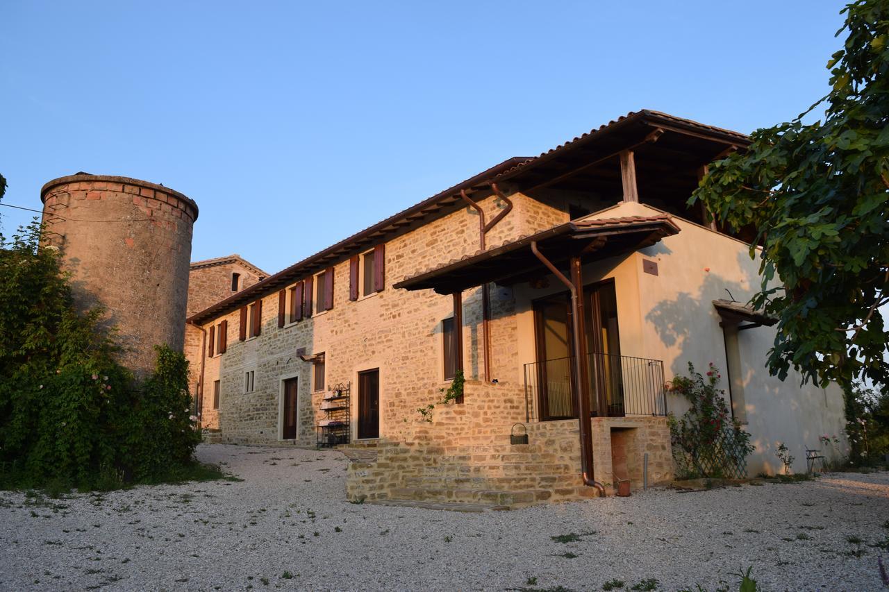Agriturismo Terra Selvatica Valfabbrica Exterior foto